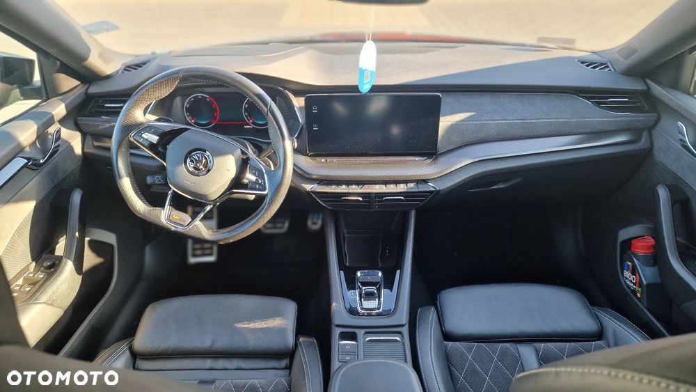 Skoda Octavia 2.0 TDI RS DSG - 10