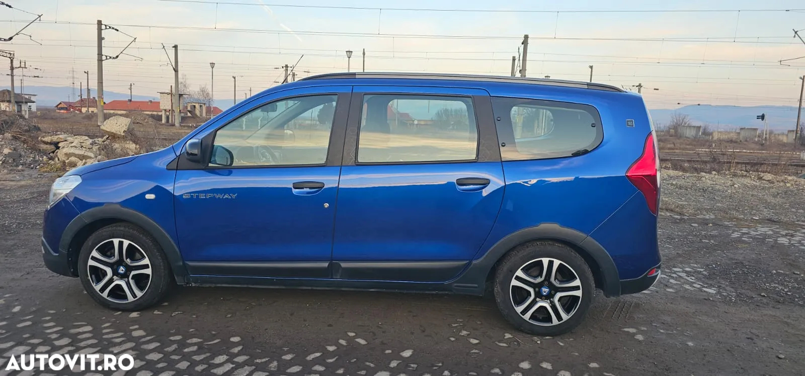 Dacia Lodgy TCe 130 GPF Stepway - 6