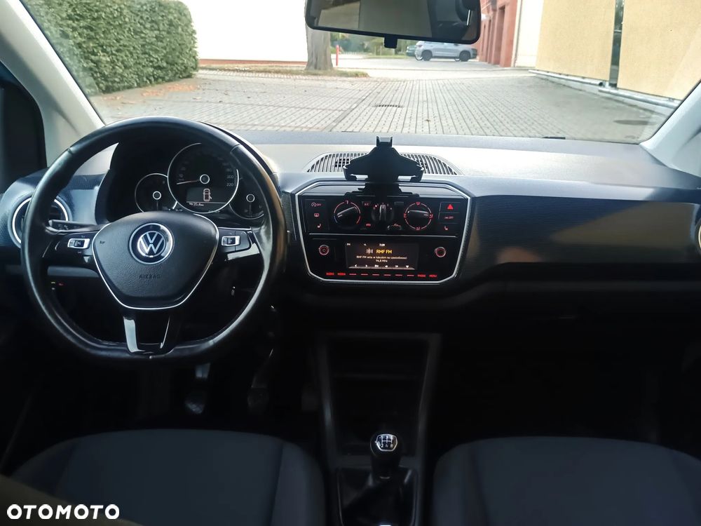 Volkswagen up! - 9