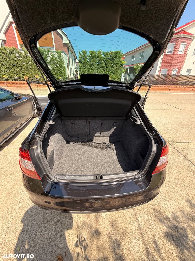 Skoda RAPID 1.2 TSI Style DSG - 4