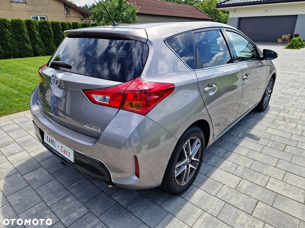 Toyota Auris 1.6 Valvematic Edition - 9