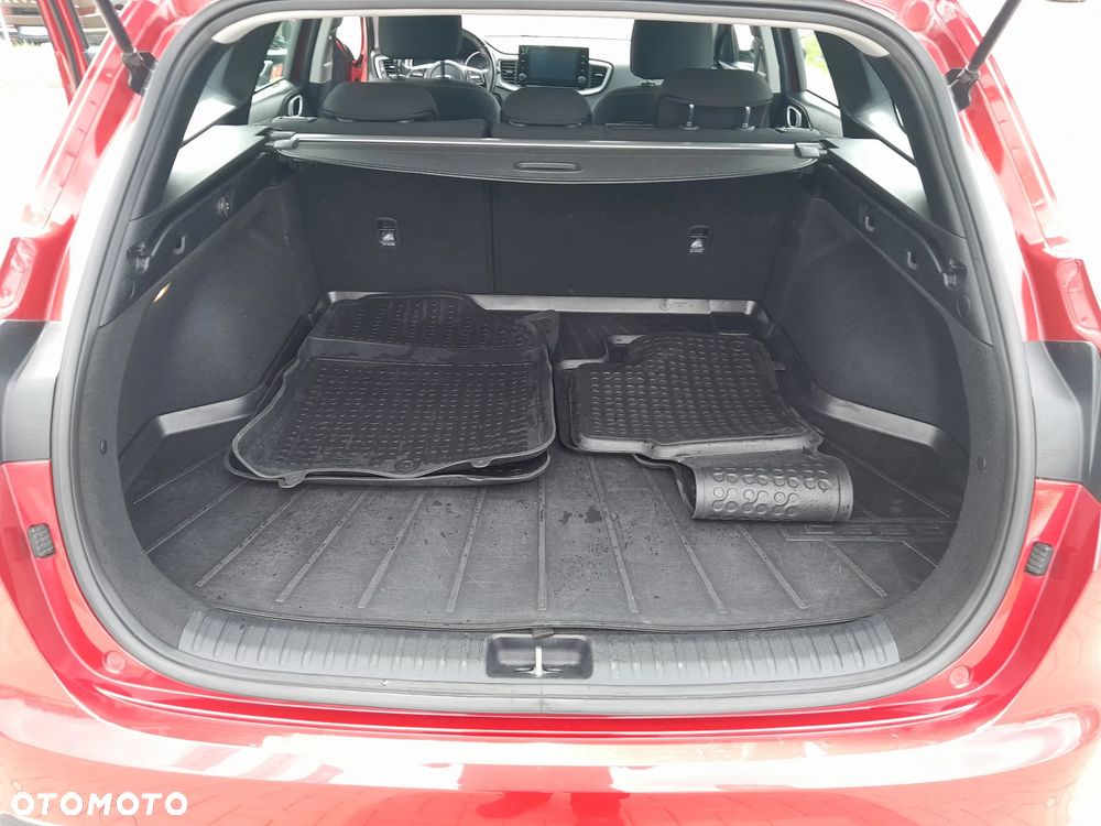 Kia Ceed 1.4 T-GDI L - 17
