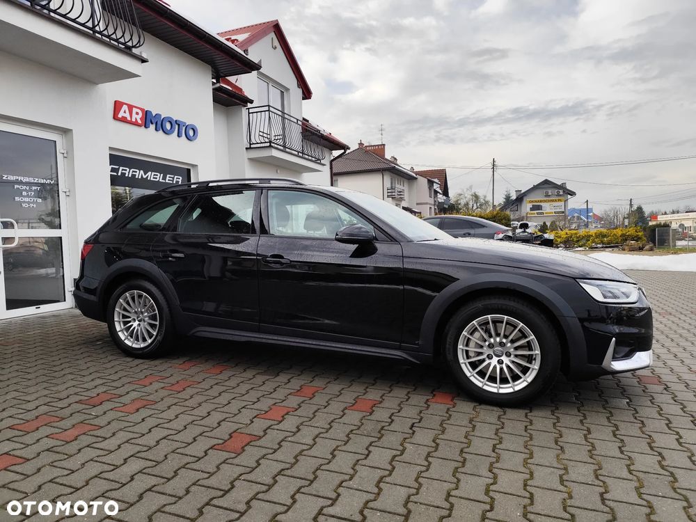 Audi A4 Allroad - 12