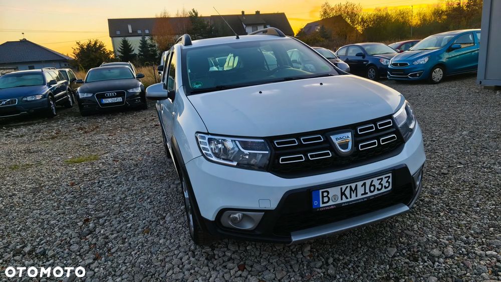 Dacia Sandero Stepway 0.9 TCe Laureate S&S Easy-R - 4