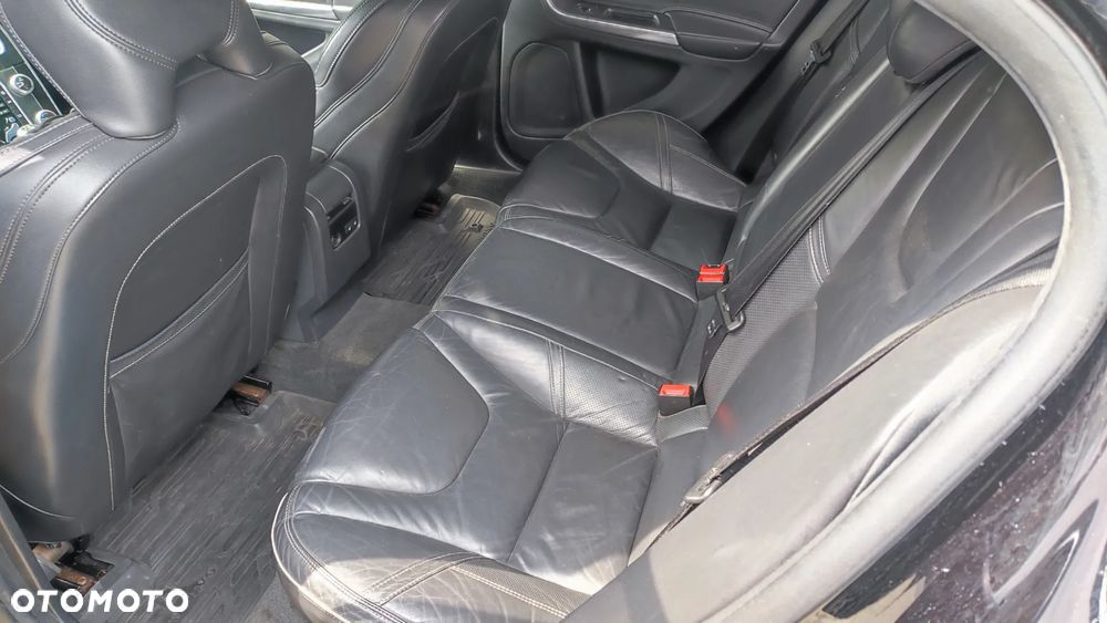 Volvo S60 T6 AWD Geartronic RDesign - 8