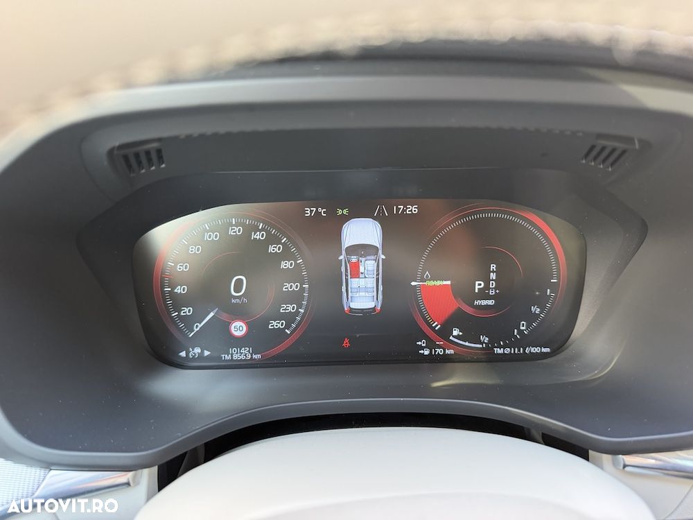 VOLVO XC60 2021 — imagine 17