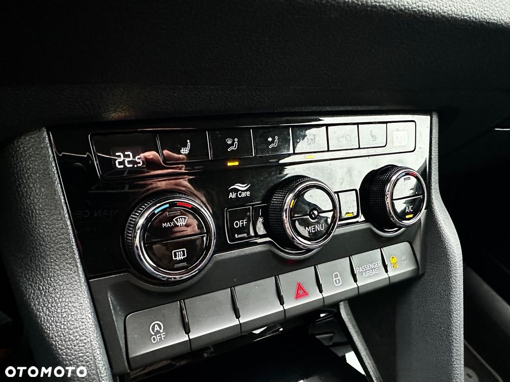 Skoda Karoq 1.6 TDI SCR 4x2 Style DSG - 24