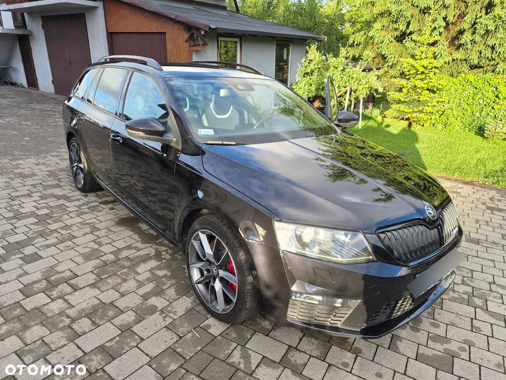 Skoda Octavia 2.0 TDI DSG RS - 1