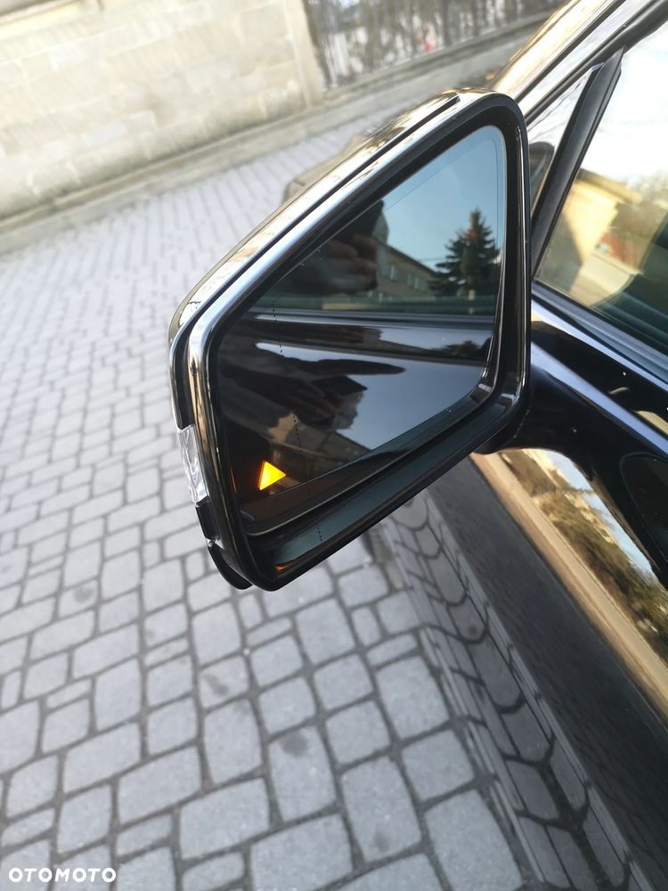 Mercedes-Benz CLS - 9