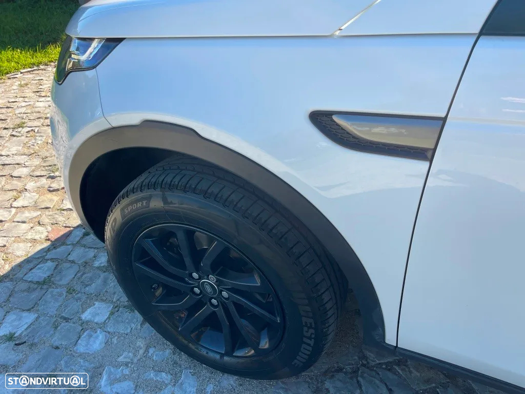 Land Rover Discovery Sport 2.0 TD4 HSE Luxury - 8