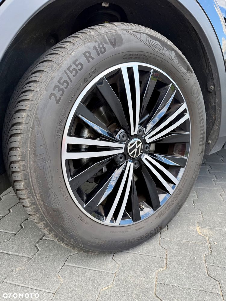 Volkswagen Tiguan - 13