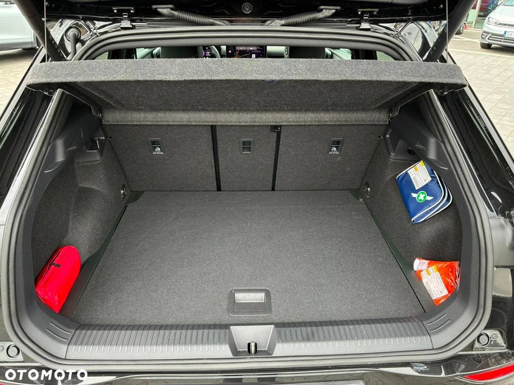 Volkswagen T-Roc - 32