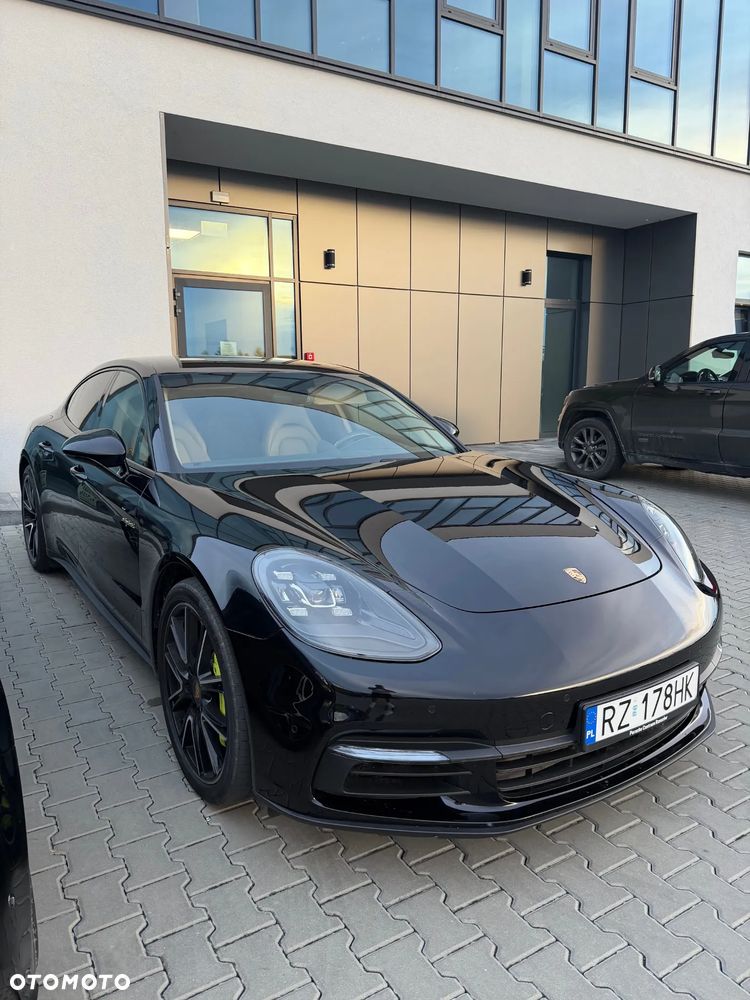Porsche Panamera - 2