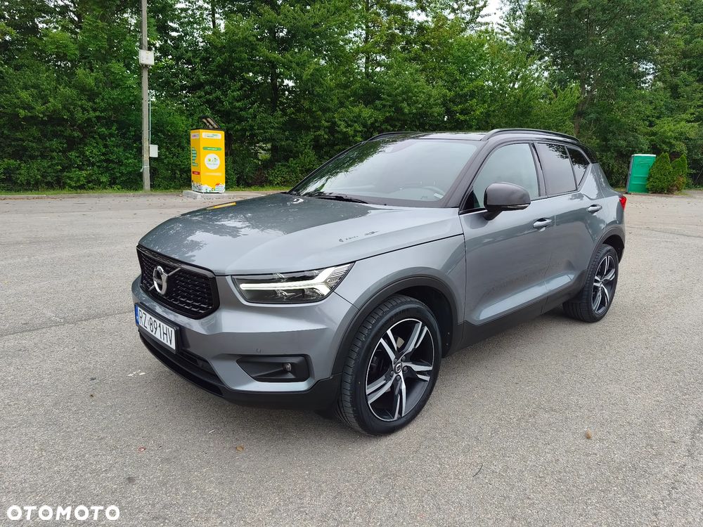 Volvo XC 40 D3 R-Design - 1