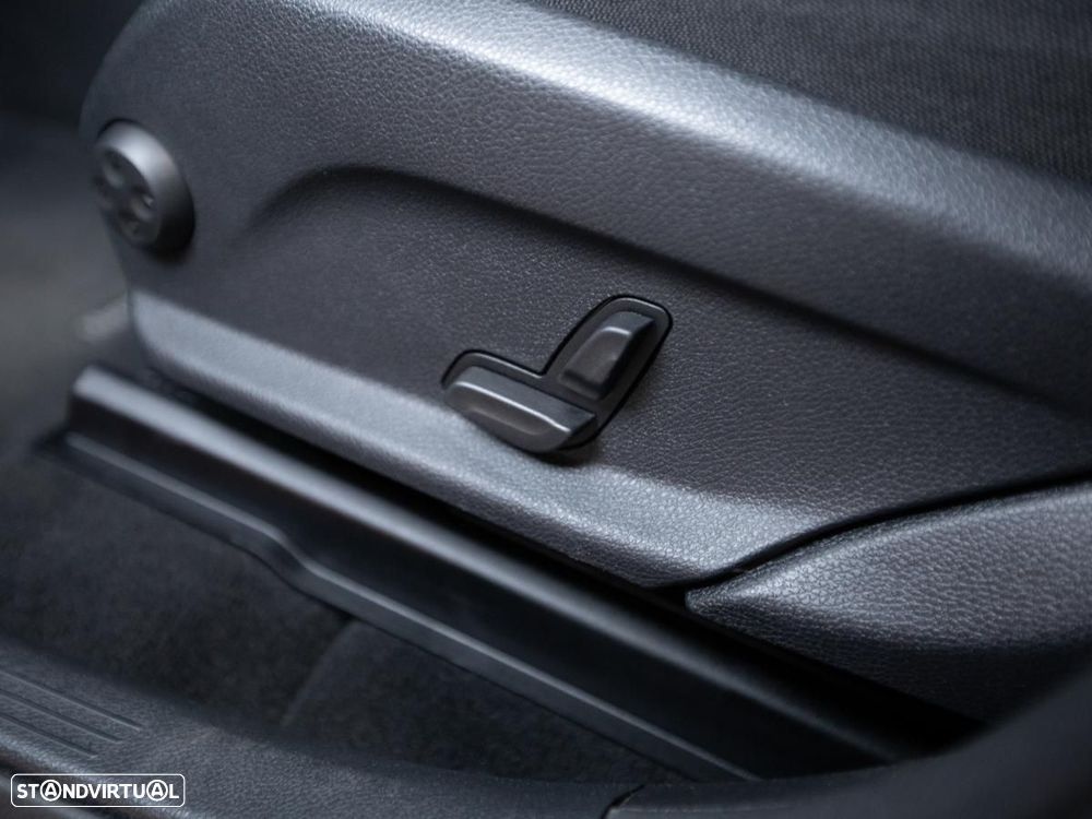 Mercedes-Benz GLC 300 de 4Matic - 31