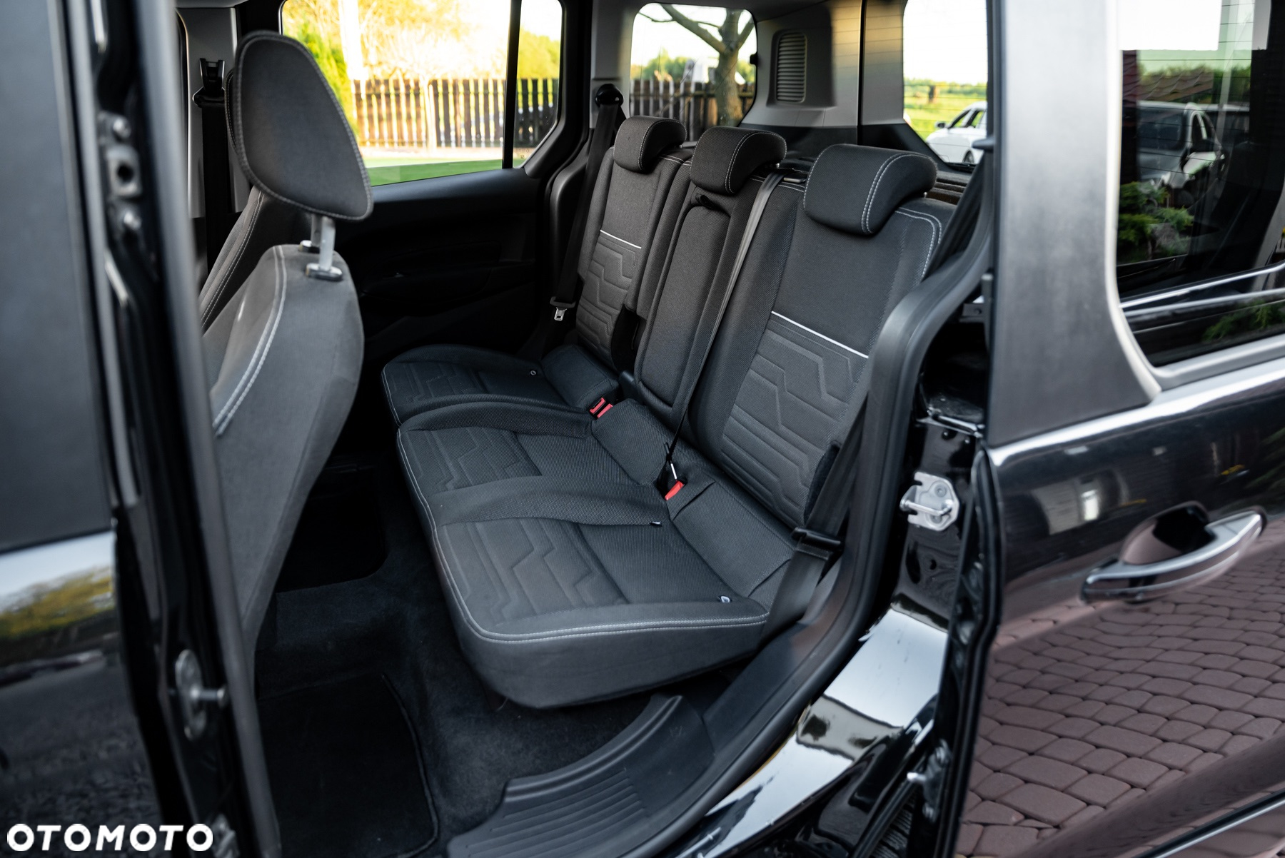 Ford Tourneo Connect 1.0 EcoBoost Start-Stop Trend - 28