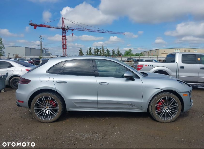 Porsche Macan GTS PDK - 10