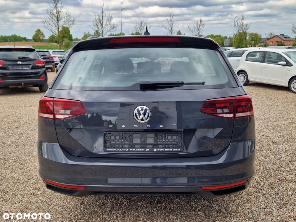 Volkswagen Passat - 29