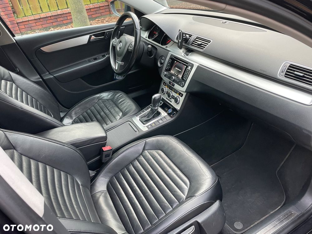 Volkswagen Passat 2.0 TDI DSG BlueMotion Technology Highline - 12