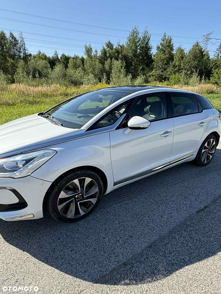 Citroën DS5 HDi 165 SportChic - 4