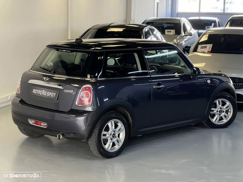 MINI 3 Portas Cooper D - 23