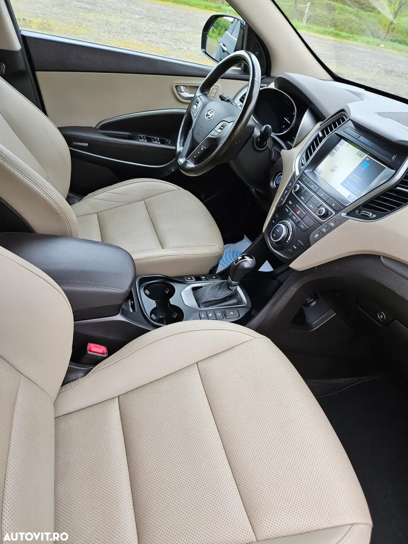Hyundai Santa Fe 2.2 CRDi 4WD 8AT Luxury - 4