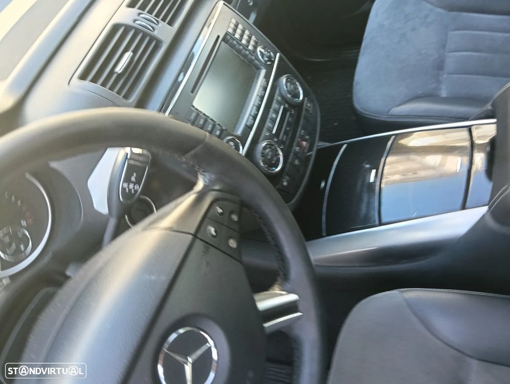 Mercedes-Benz R 320 CDi 4-Matic Longo - 13