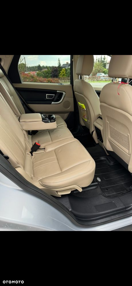 Land Rover Discovery Sport TD4 HSE - 7