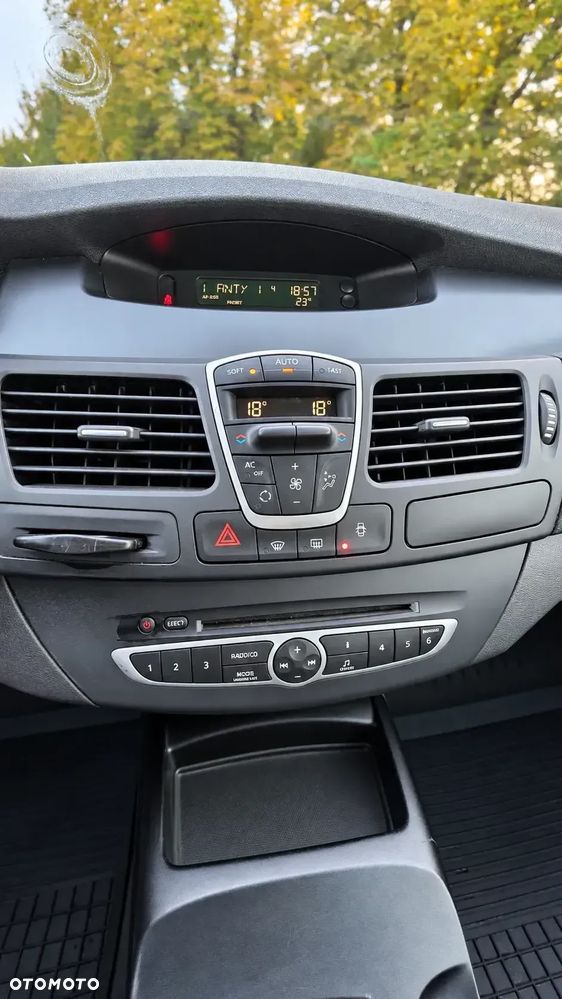 Renault Laguna 2.0 Expression - 14
