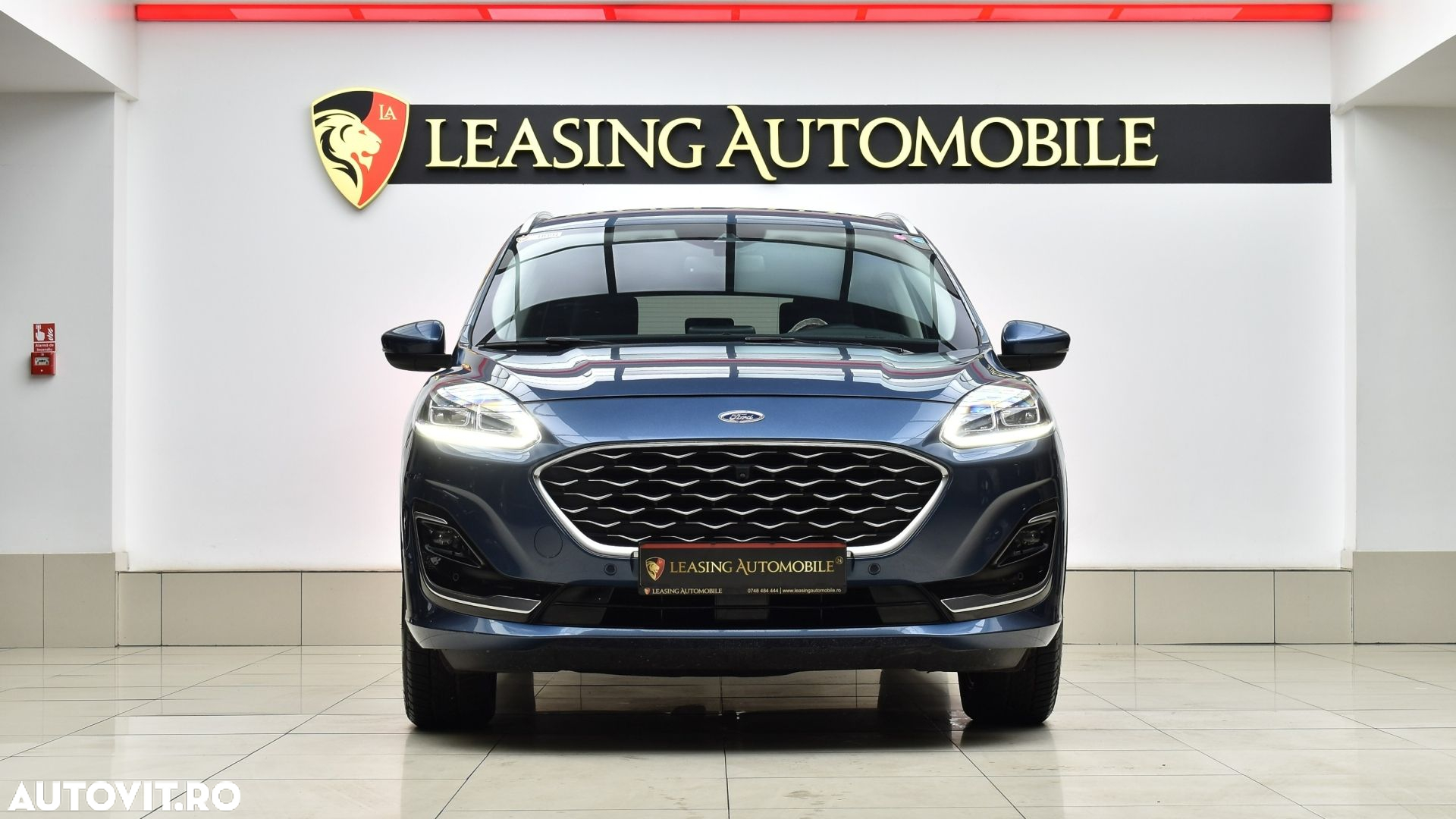 Ford Kuga 2.0 EcoBlue 4x4 Aut. VIGNALE - 3