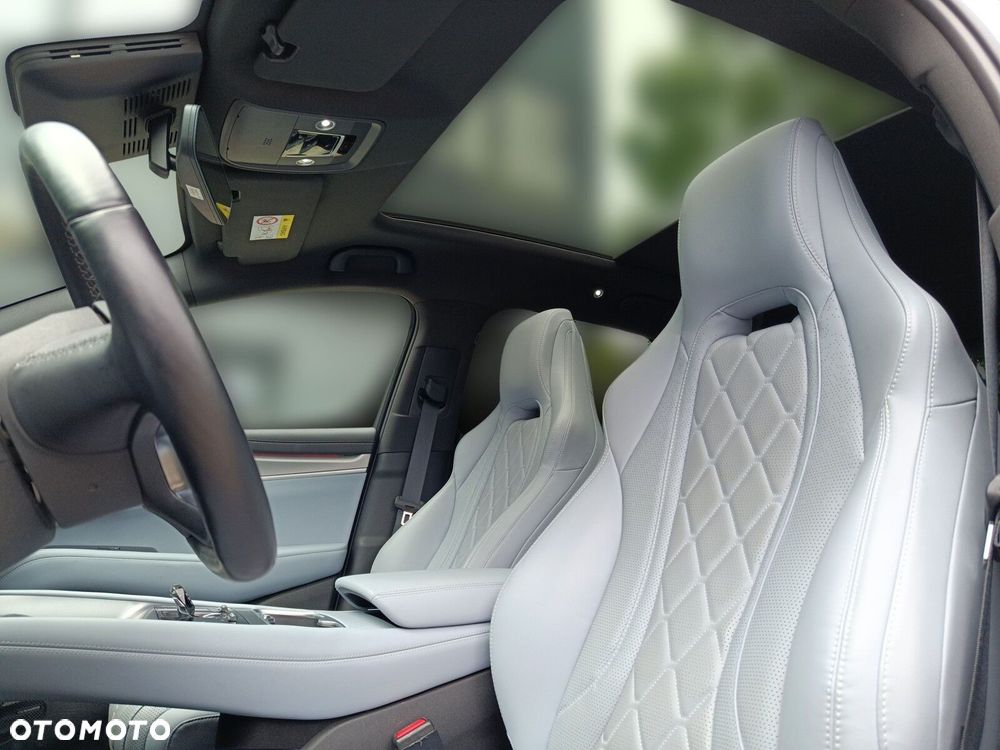 BYD Sealion 7 - 12