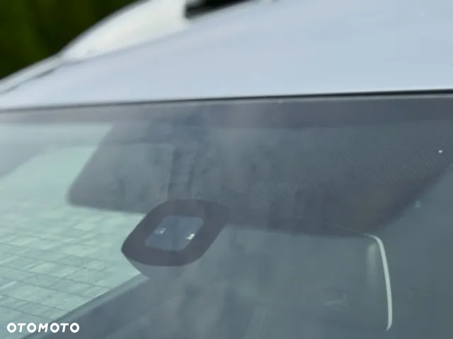 Volkswagen Touran - 29