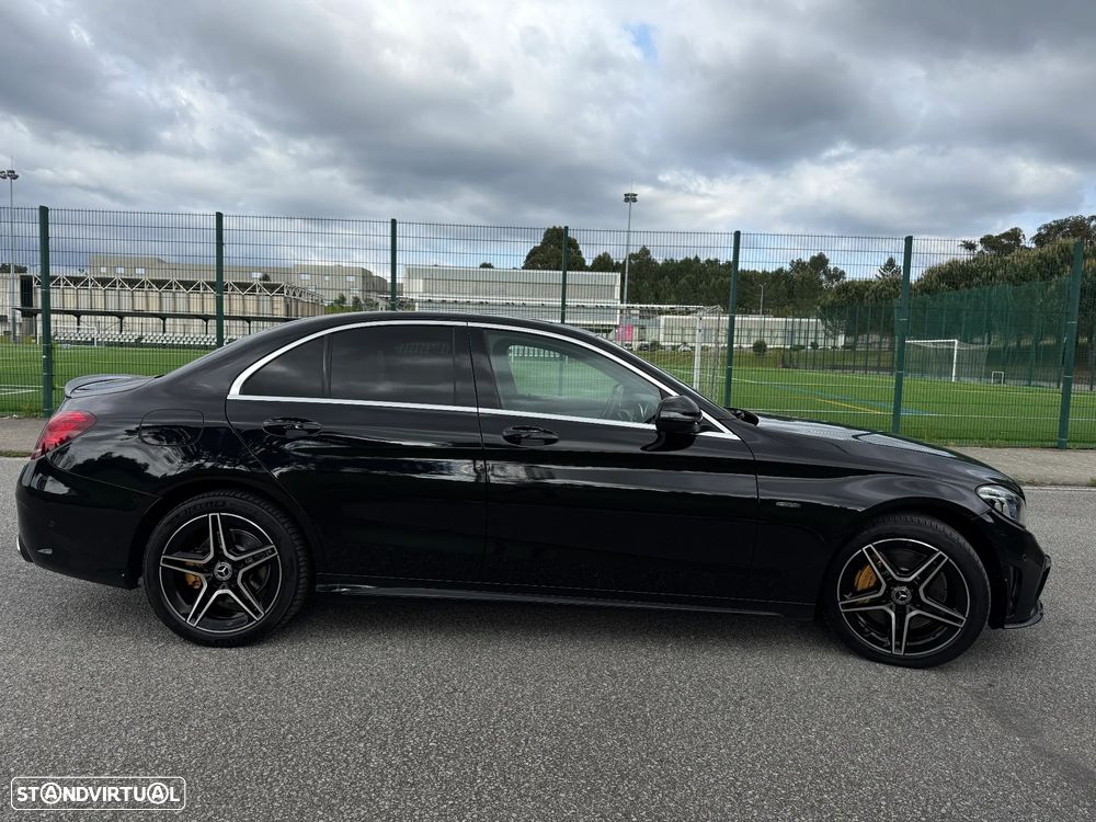 Mercedes-Benz C 300 de AMG Line - 16