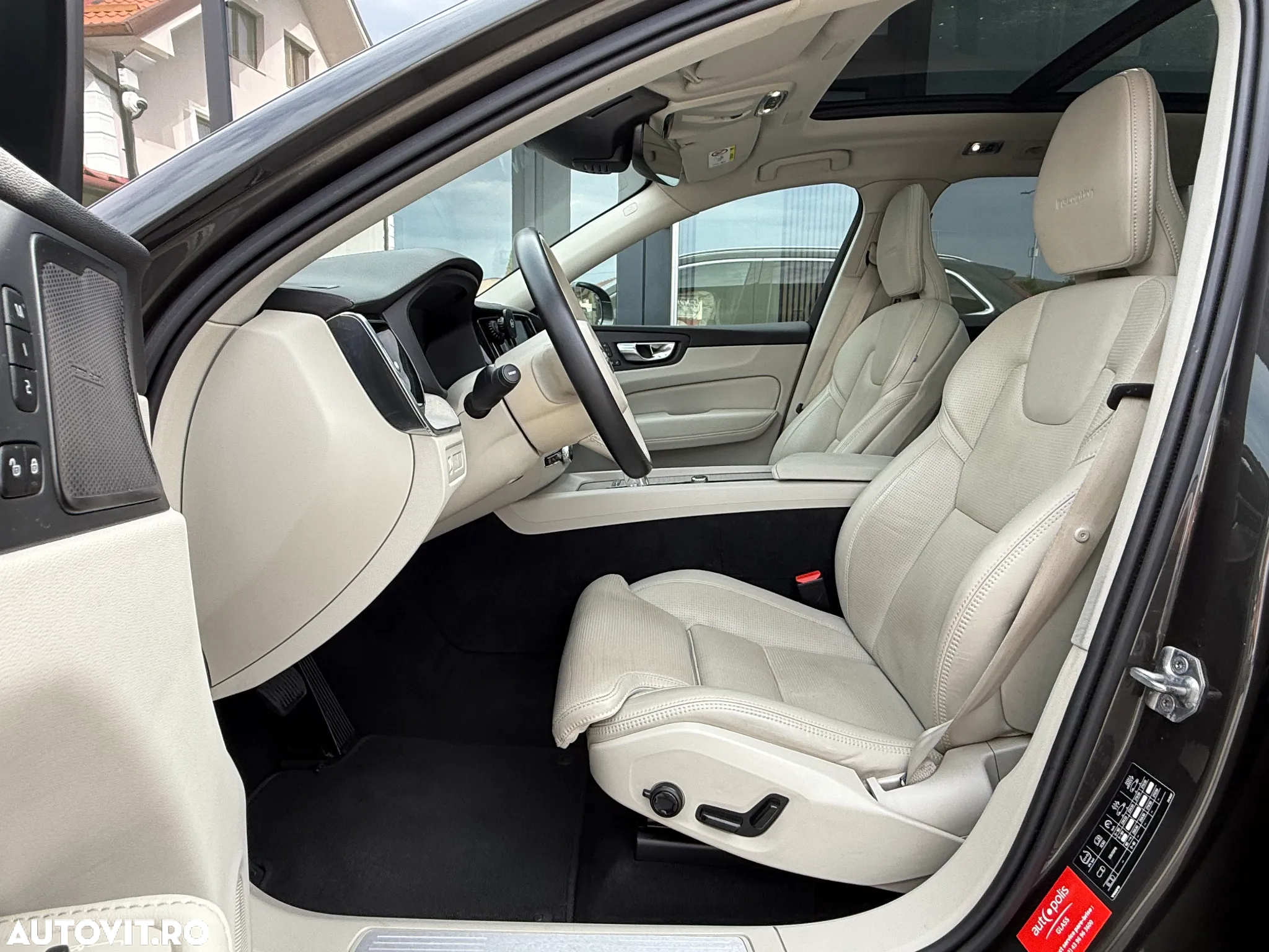 Volvo XC 60 T8 Twin Engine AWD Inscription - 15