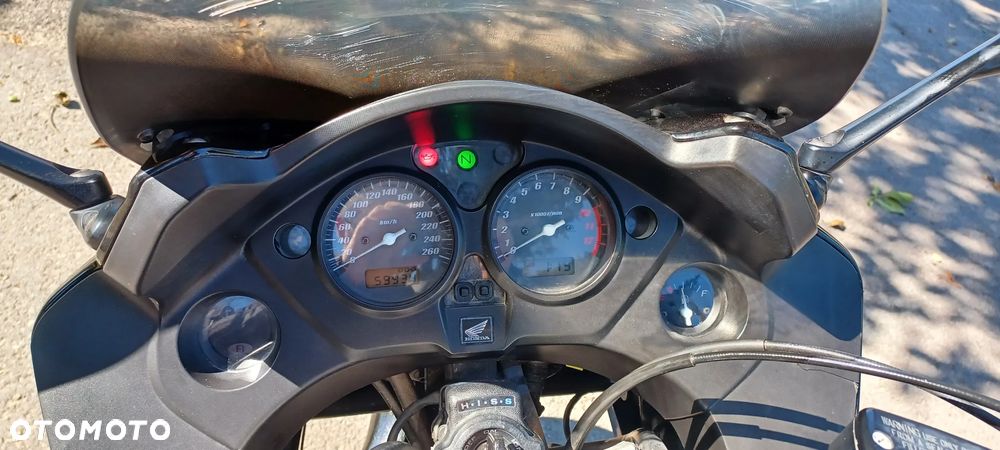 Honda CBF - 4
