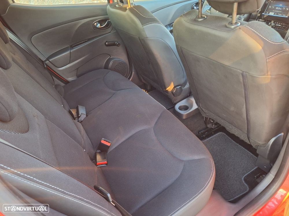 Renault Clio 1.5 dCi Dynamique S EDC - 29