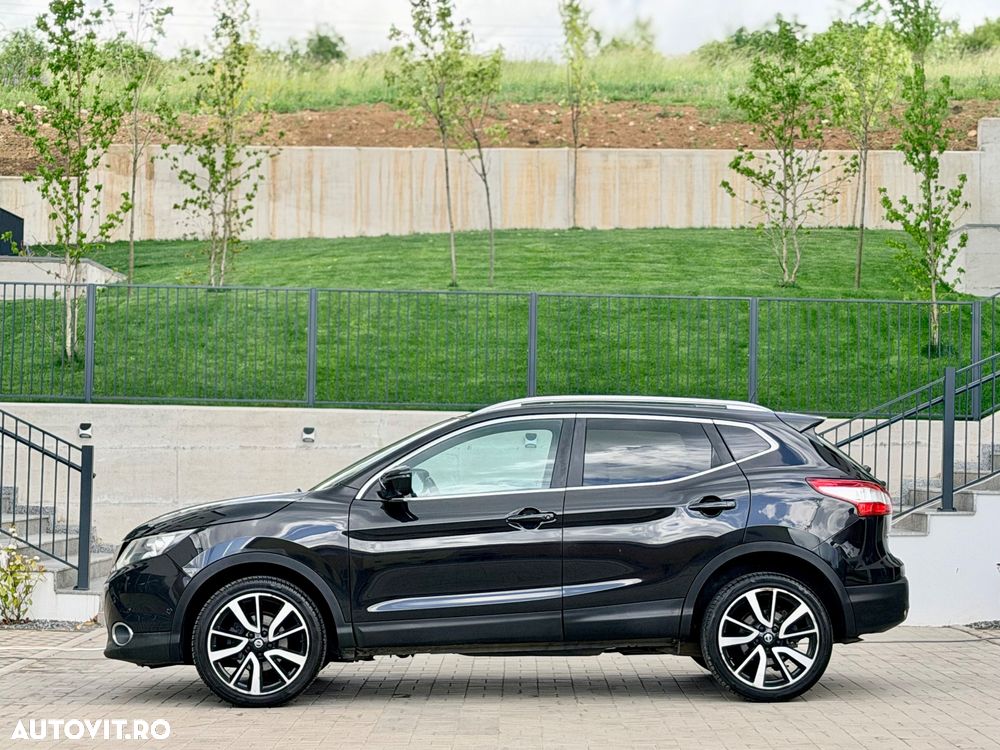 Nissan Qashqai 1.6 DCI ALL-MODE 4x4i TEKNA+ - 9