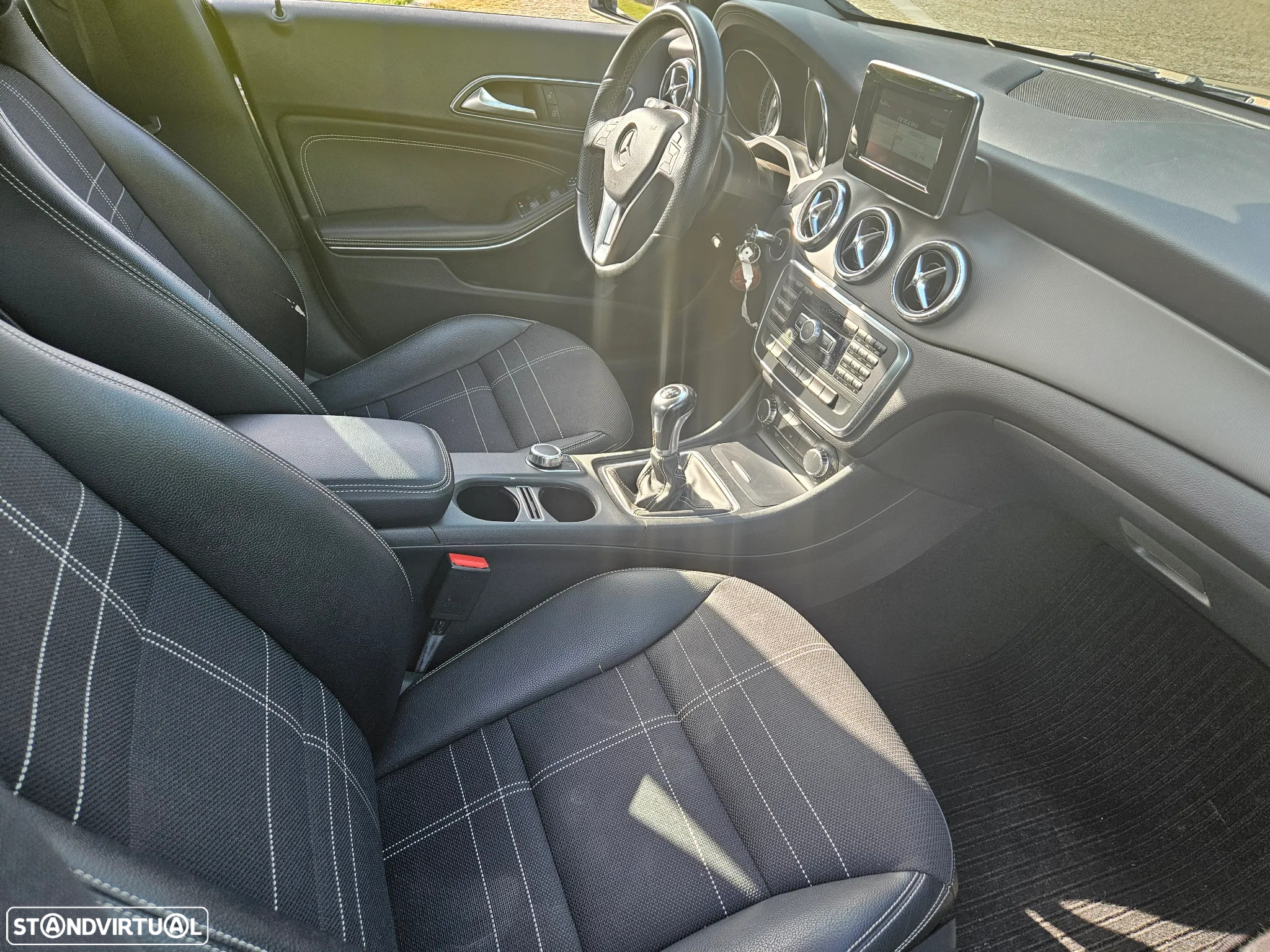 Mercedes-Benz CLA 200 CDi Urban - 35