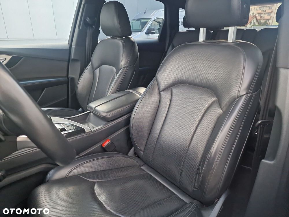 Audi Q7 50 TDI mHEV Quattro S Line Tiptr - 12