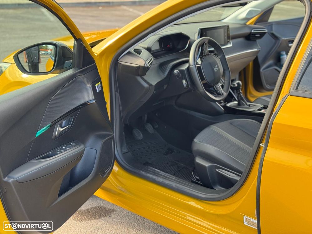 Peugeot 208 PureTech 100 Allure Pack - 18