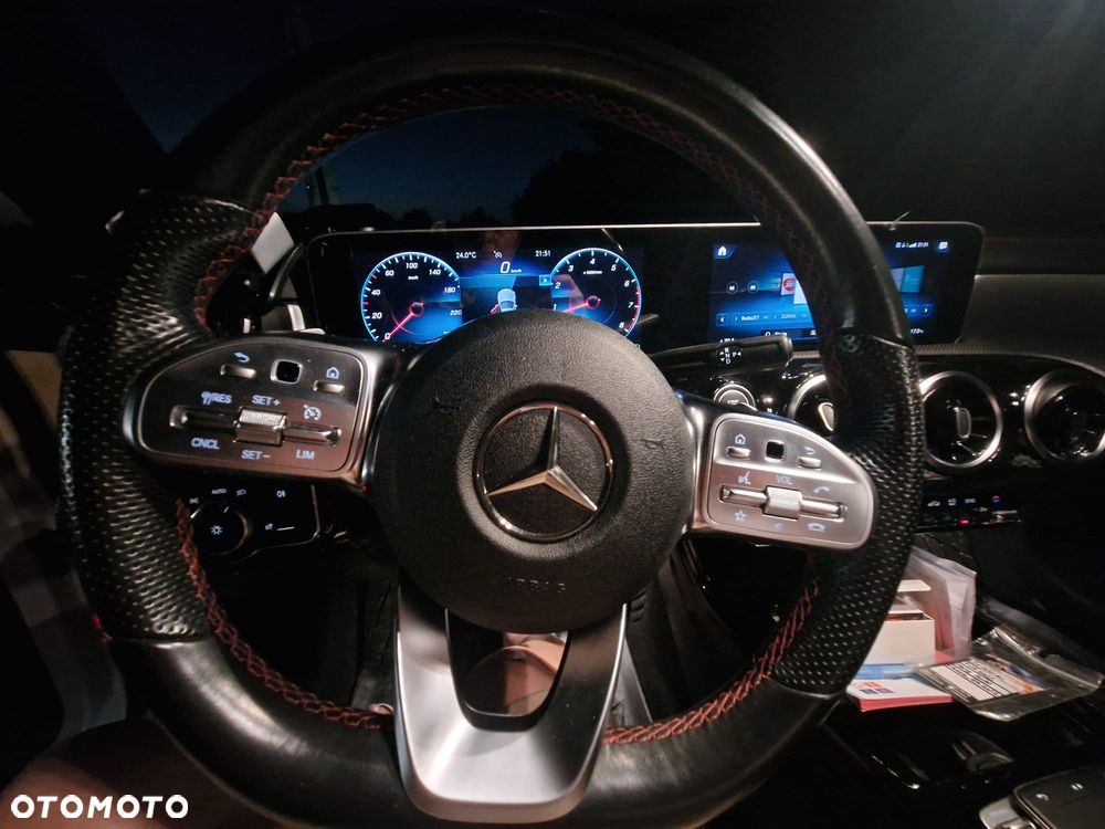 Mercedes-Benz CLA 220 4-Matic AMG Line 7G-DCT - 5