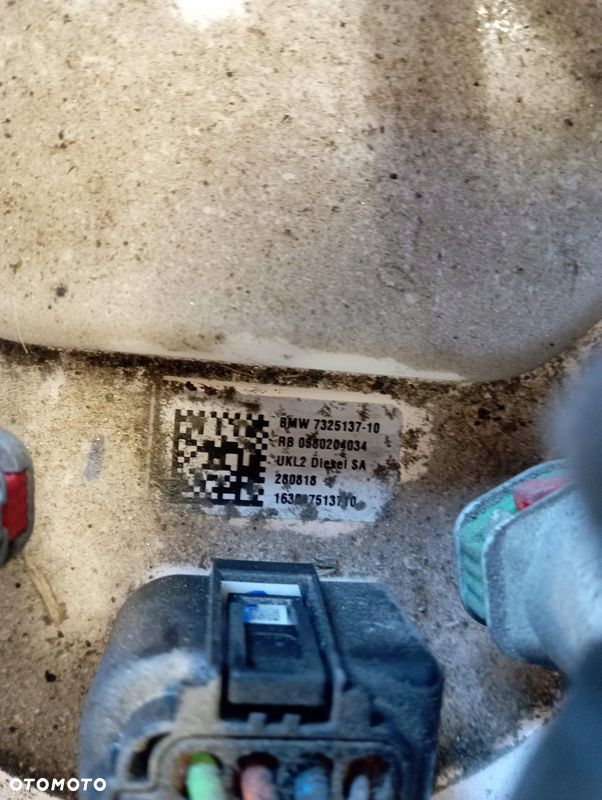 BMW F46 2.0 D POMPA PALIWA PŁYWAK 7325137 - 2