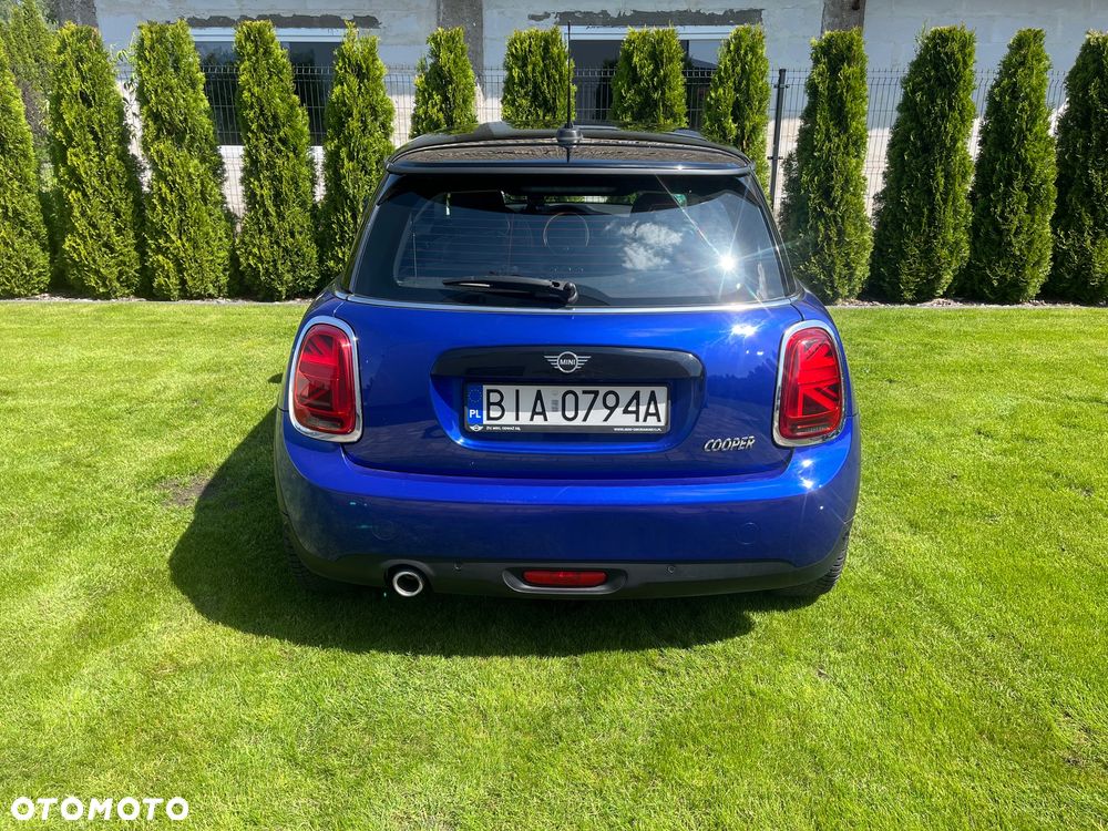 MINI Cooper Standard - 5