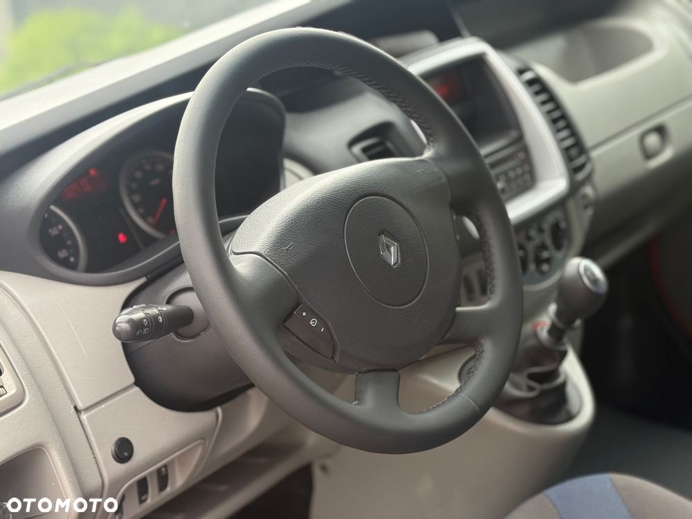 Renault Trafic L1H1 Passenger Lux - 15