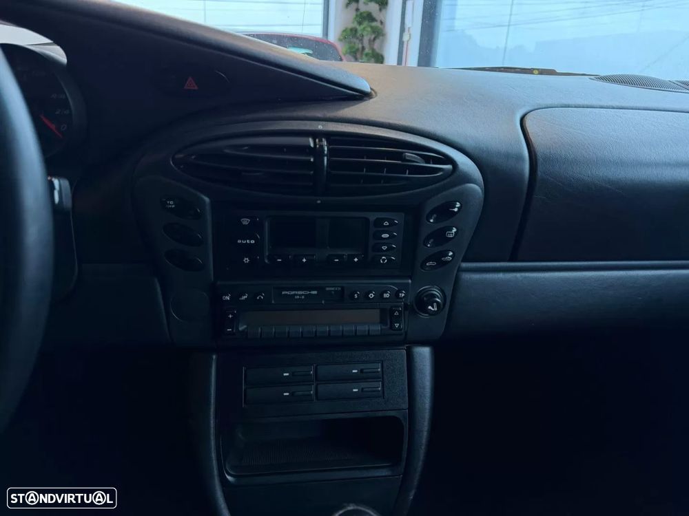 Porsche Boxster 2.5 - 10