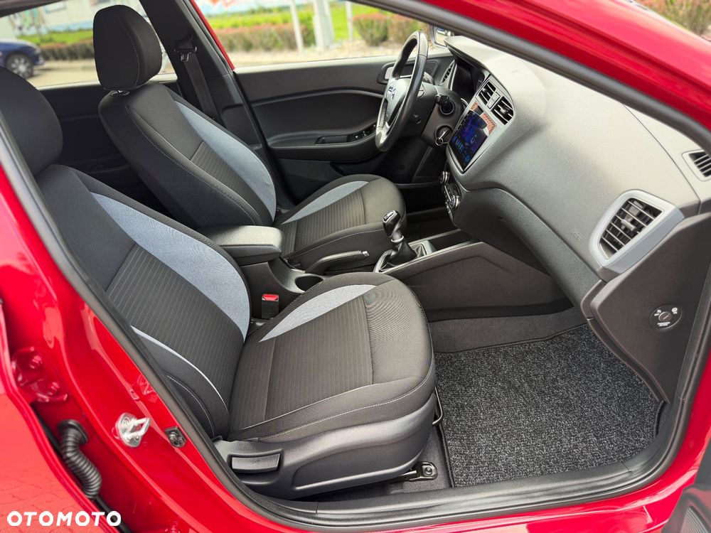 Hyundai i20 blue 1.0 T-GDI YES!+ - 10