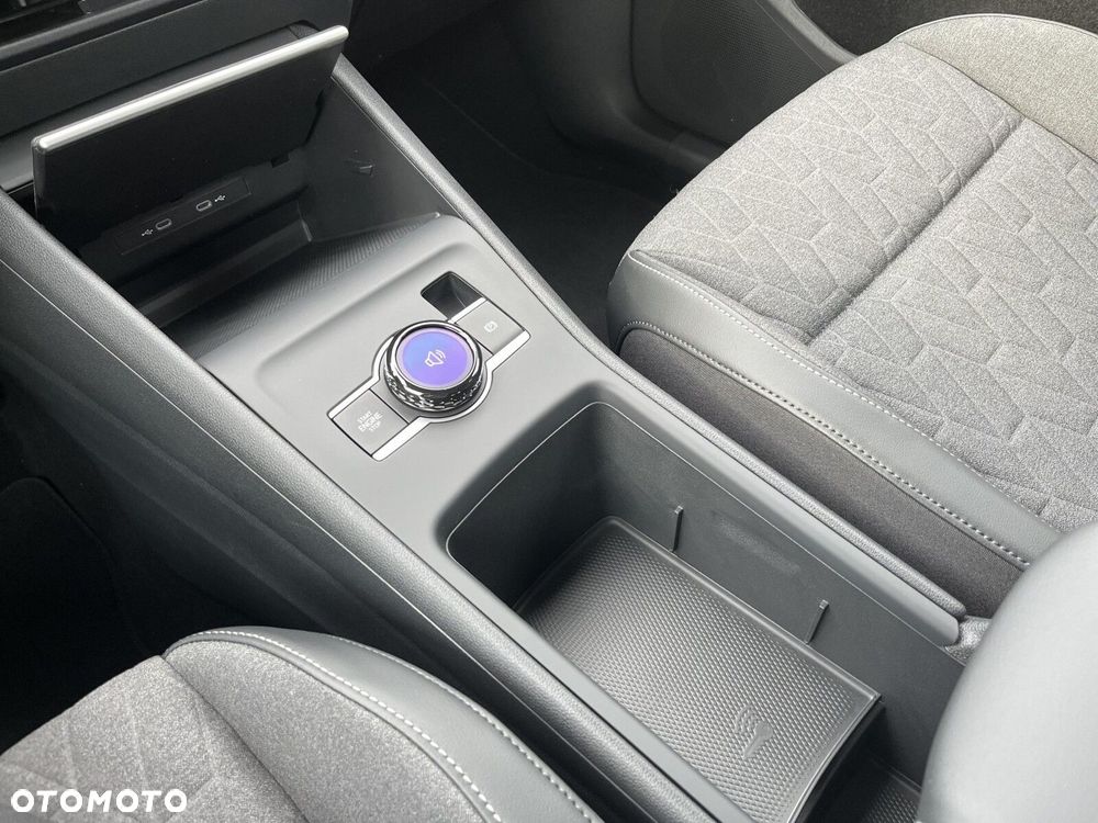 Volkswagen Tiguan - 28