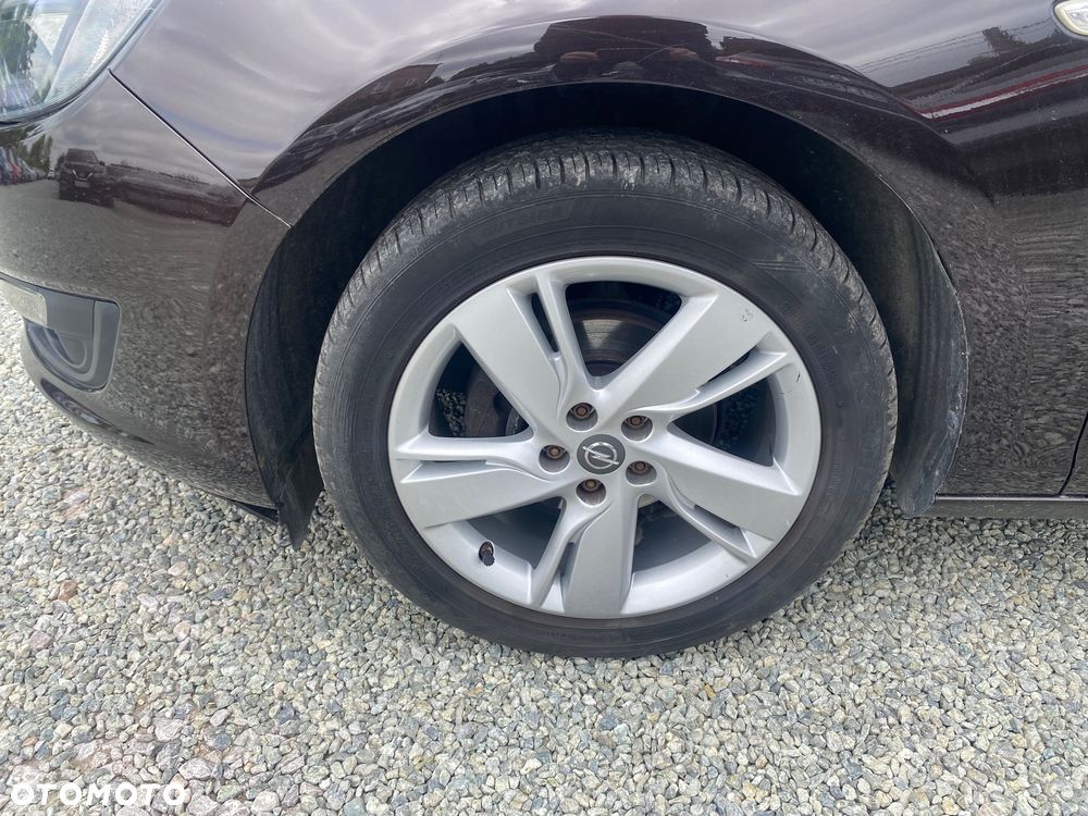 Opel Astra 1.4 Turbo Color Edition - 17