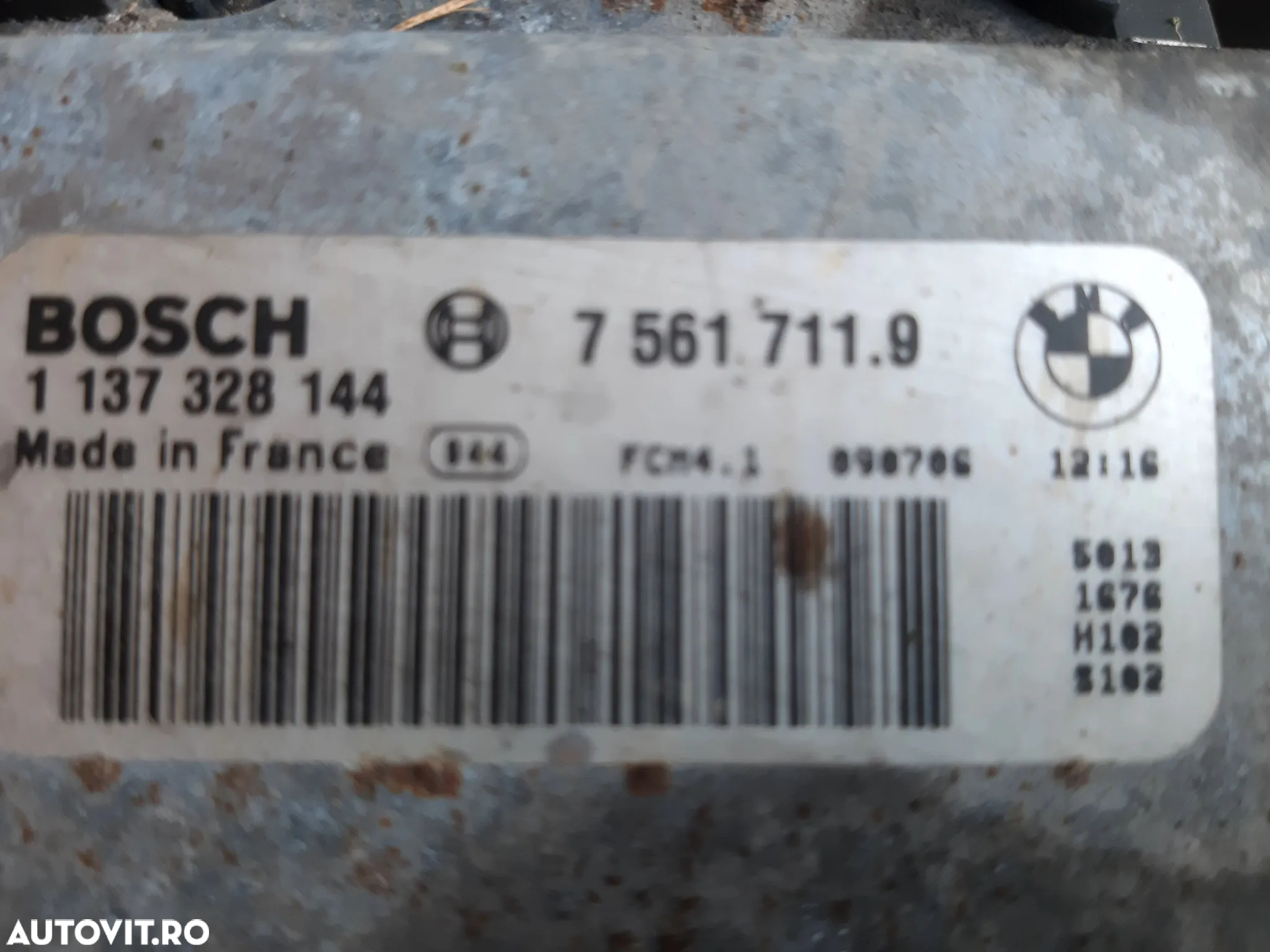 Electroventilator cu releu si carcasa 2.0 D BMW E90 / E87 / E87 cod oem 75617119 - 2
