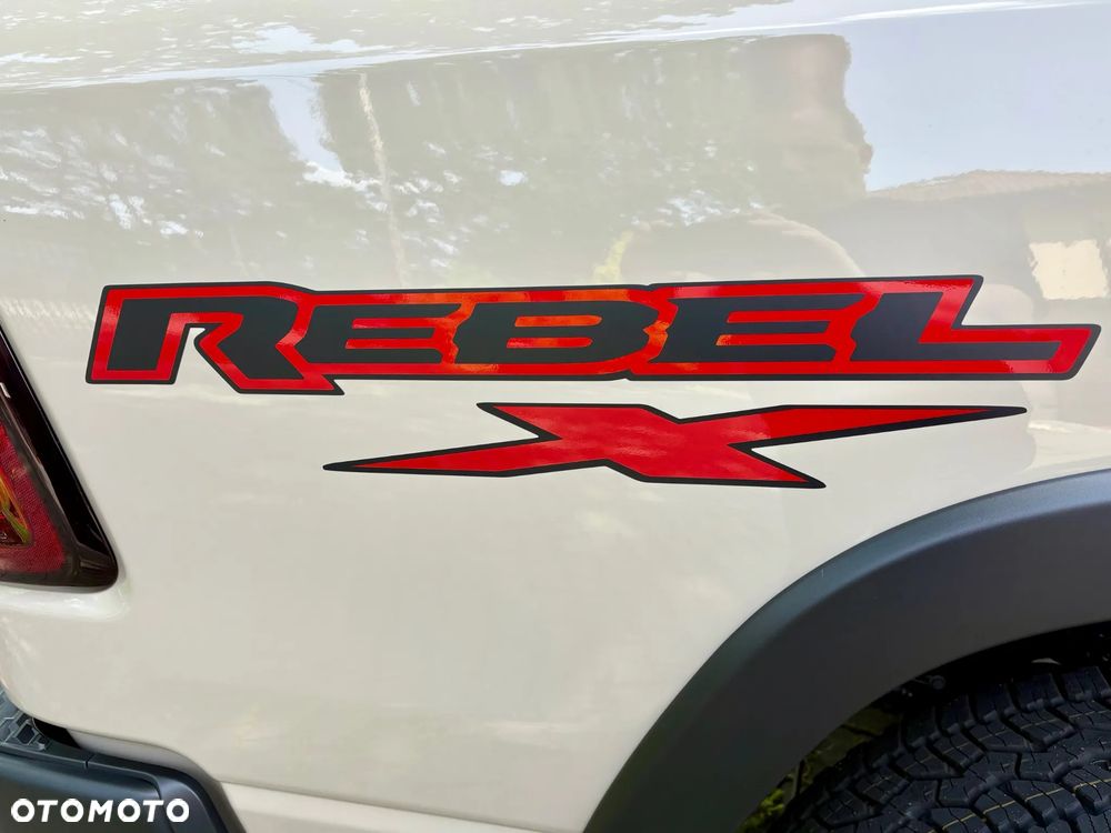RAM 1500 - 32
